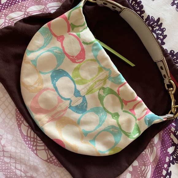 Coach Handbag - Picture 2 of 6